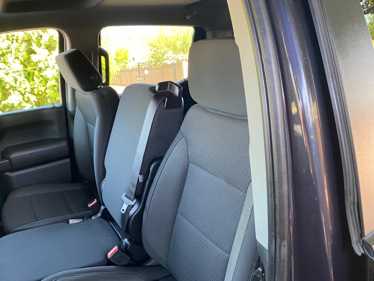 Chevrolet Silverado 1500 2WD Crew Cab 147" Custom 2023