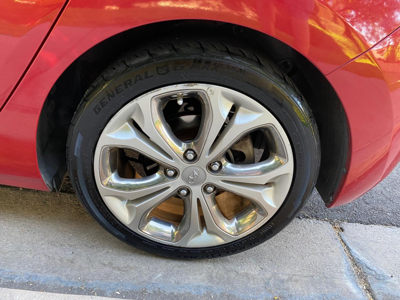 Hyundai Elantra GT 5dr HB Auto 2013