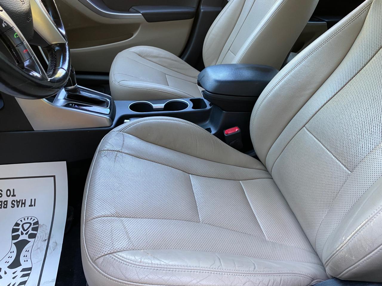 Hyundai Elantra GT 5dr HB Auto 2013