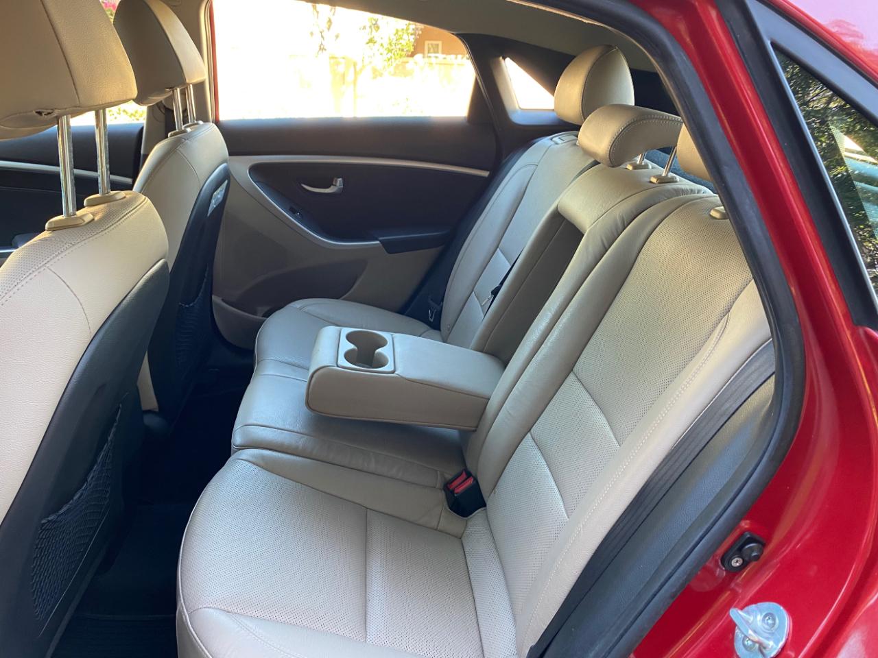Hyundai Elantra GT 5dr HB Auto 2013
