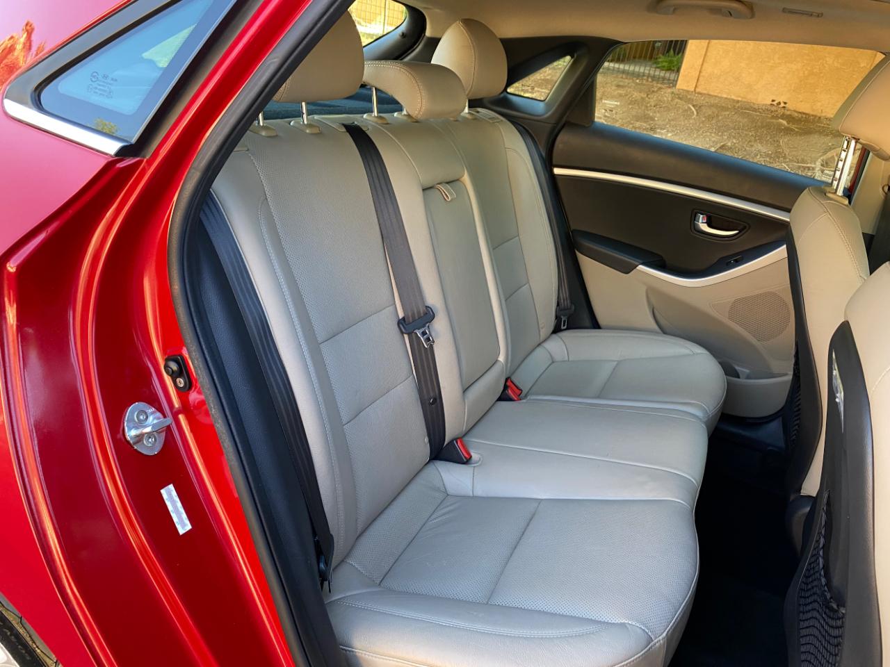 Hyundai Elantra GT 5dr HB Auto 2013