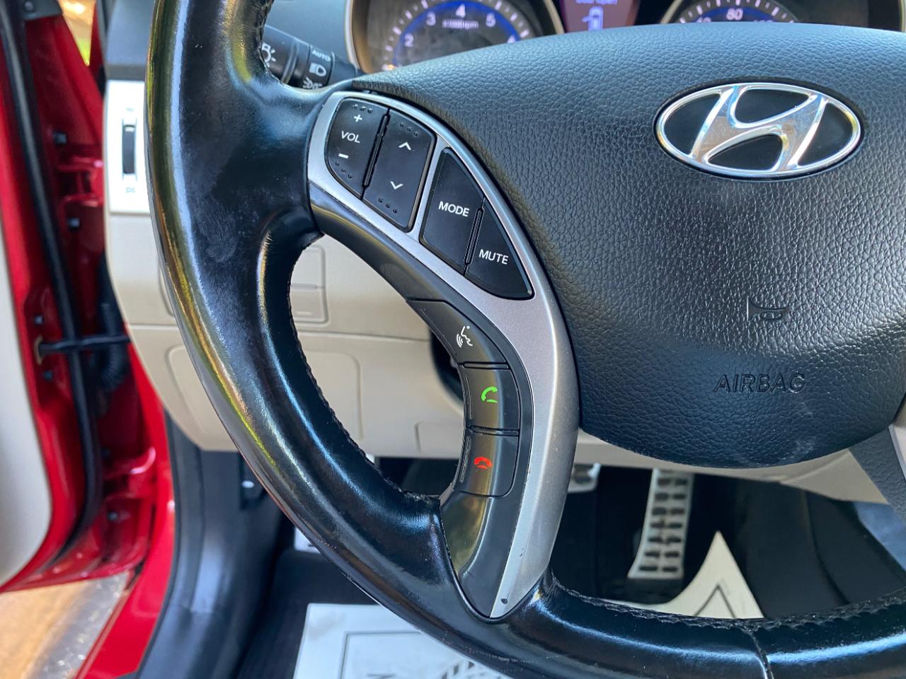 Hyundai Elantra GT 5dr HB Auto 2013