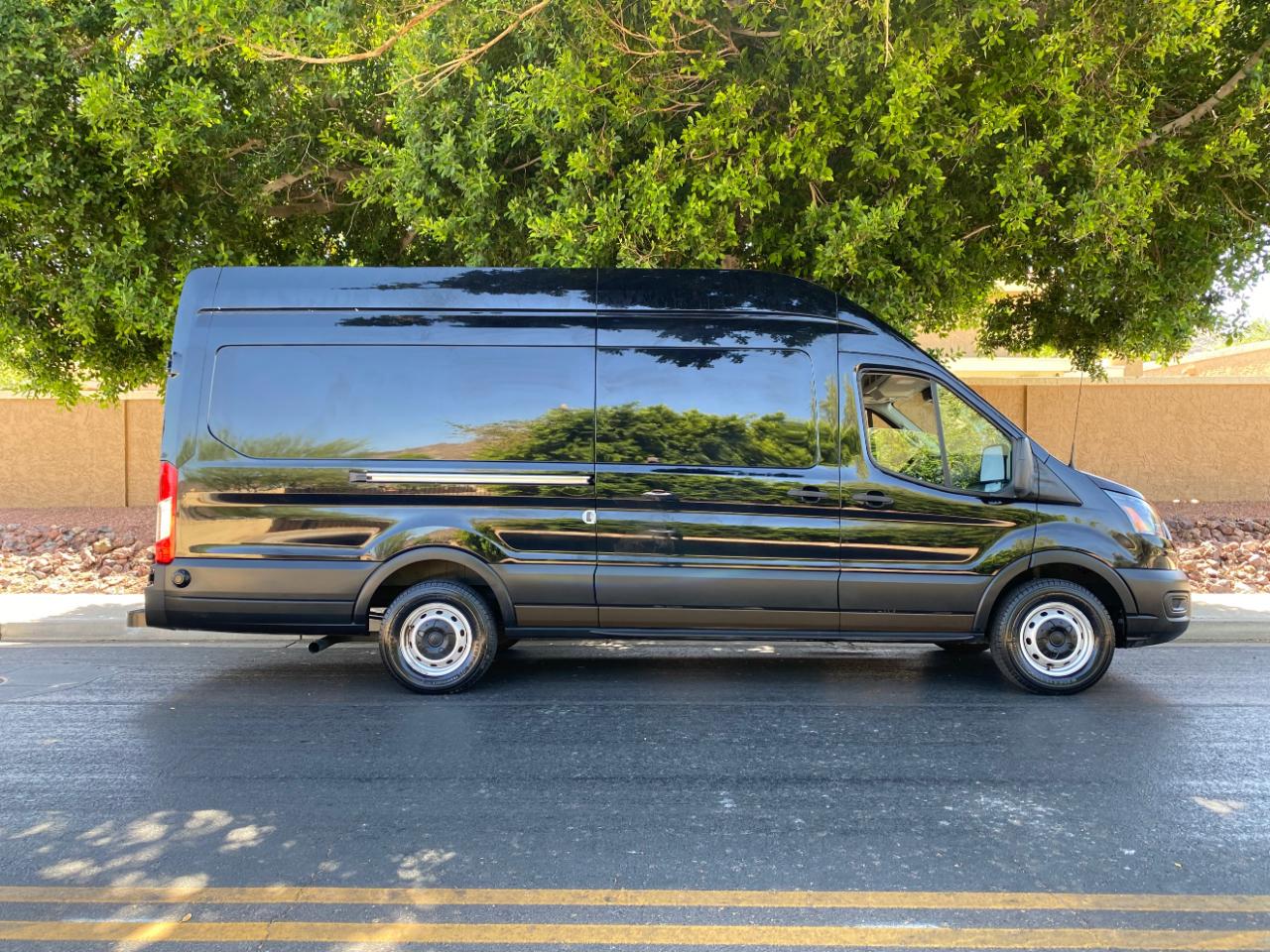 Ford Transit Cargo Van T-250 148" EL Hi Rf 9070 GVWR RWD 2020