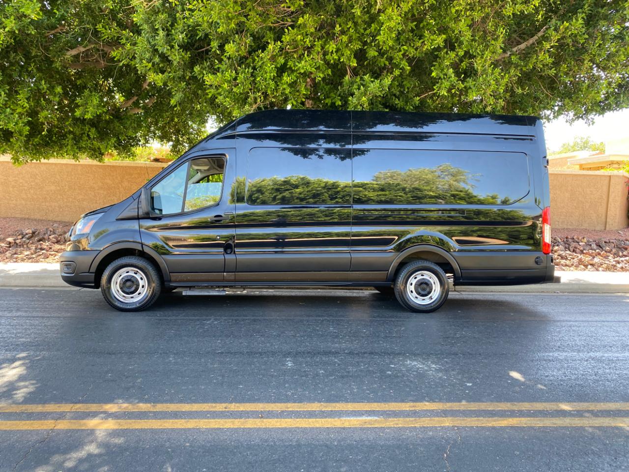 Ford Transit Cargo Van T-250 148" EL Hi Rf 9070 GVWR RWD 2020