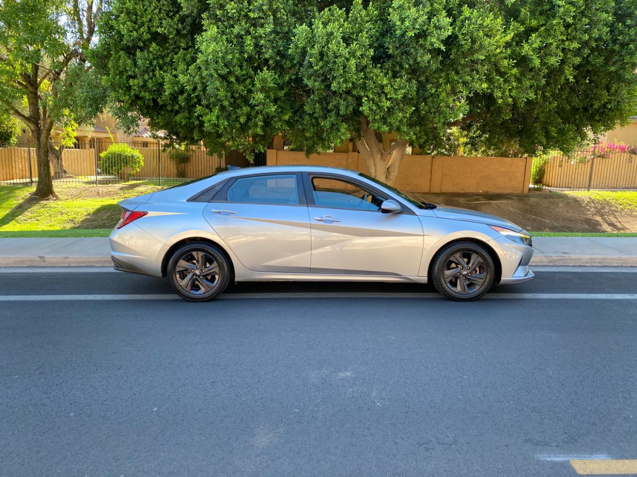Hyundai Elantra SEL 2021