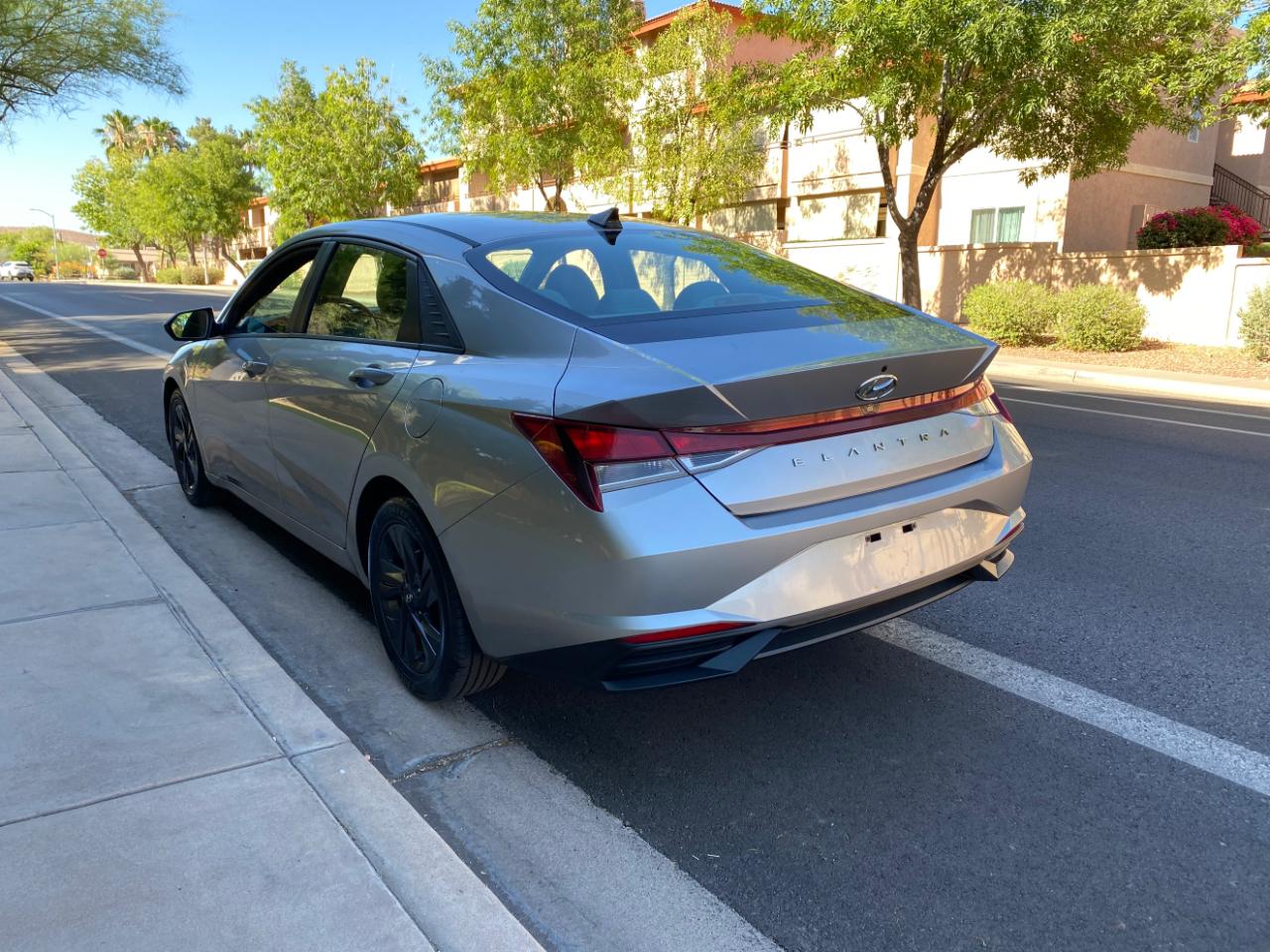 Hyundai Elantra SEL 2021
