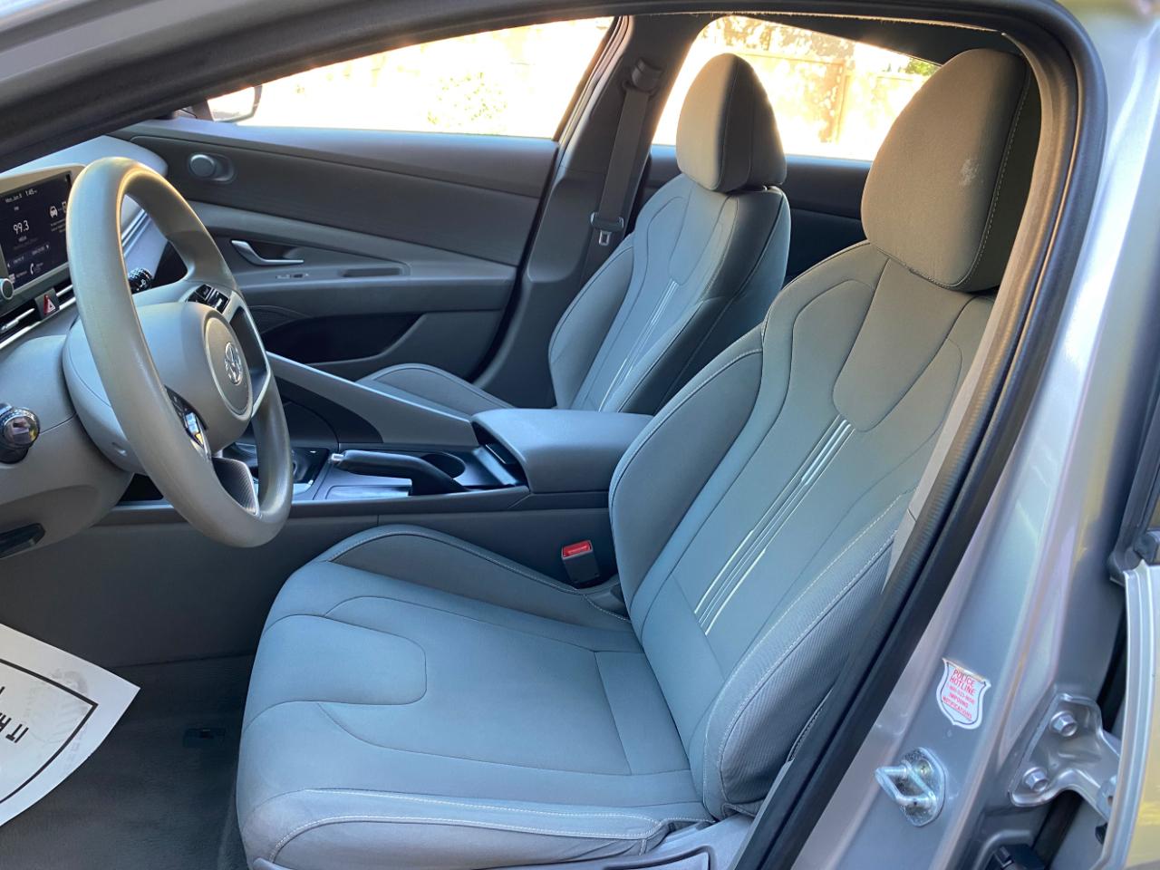 Hyundai Elantra SEL 2021