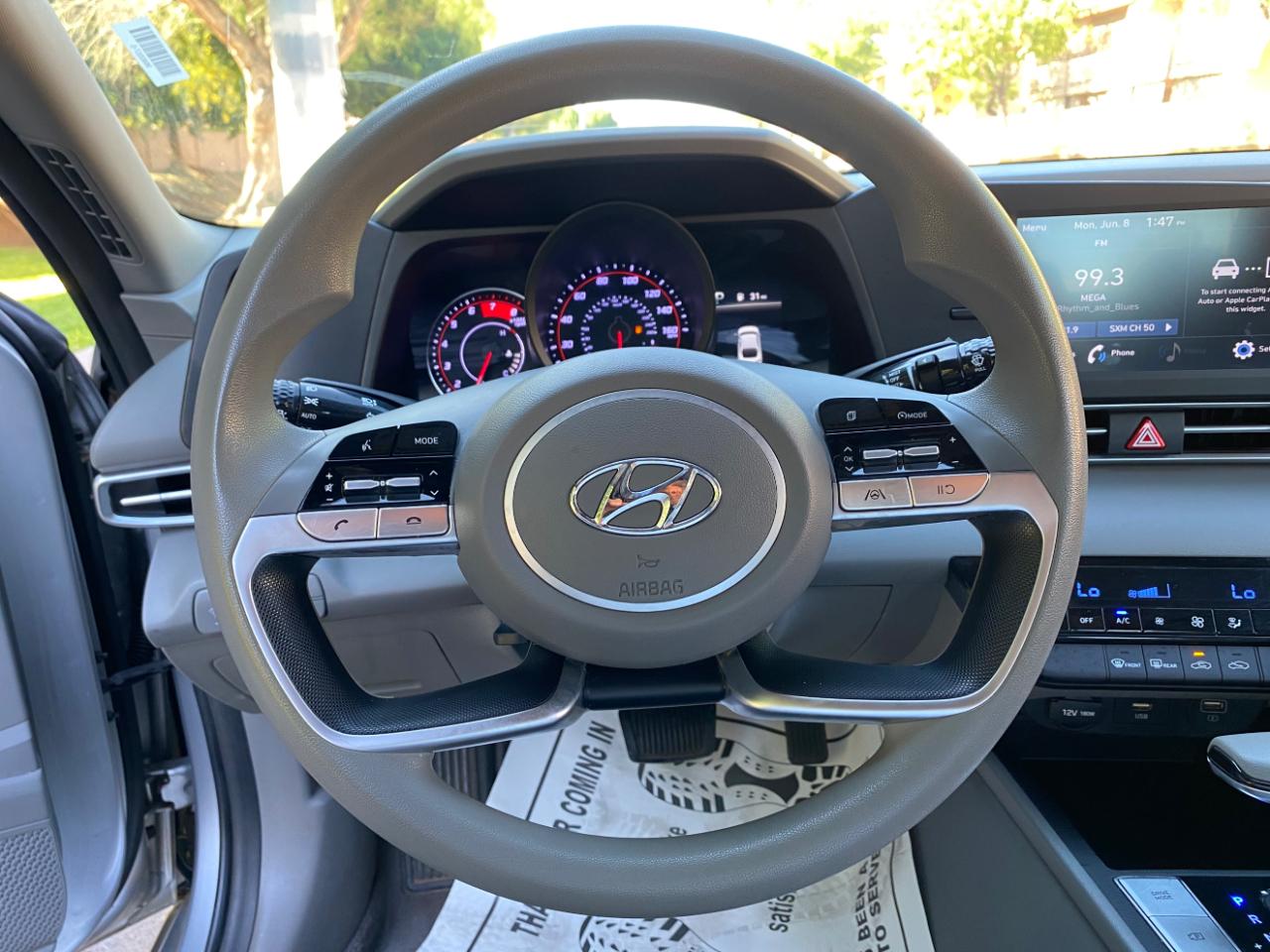 Hyundai Elantra SEL 2021