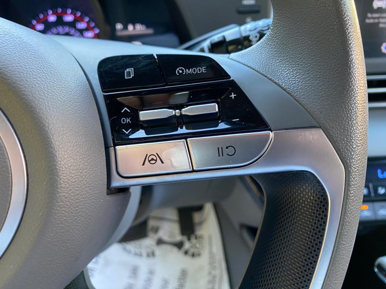 Hyundai Elantra SEL 2021