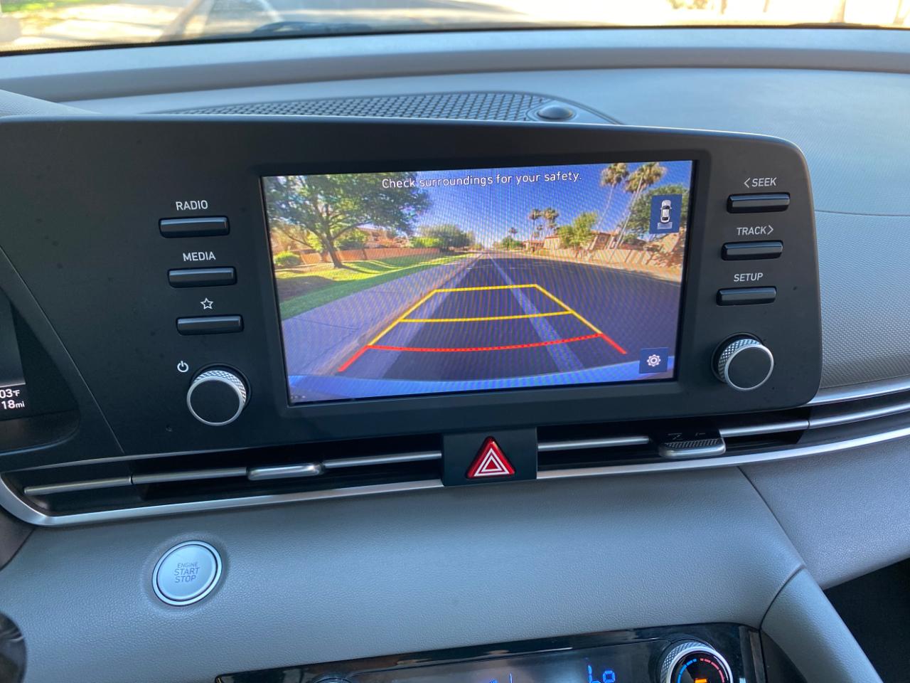 Hyundai Elantra SEL 2021