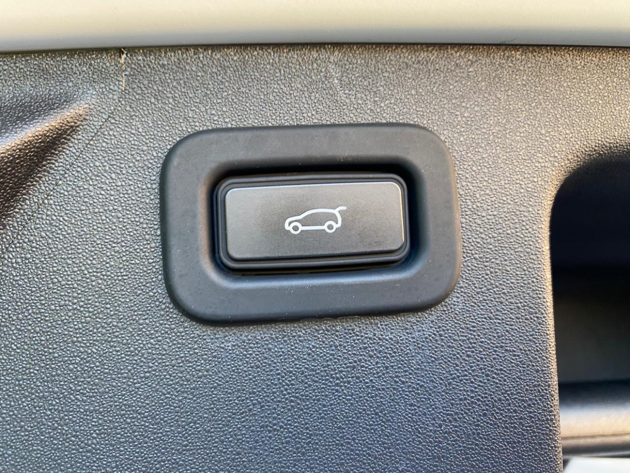 Land Rover Discovery Sport SE R-Dynamic 4WD 2022
