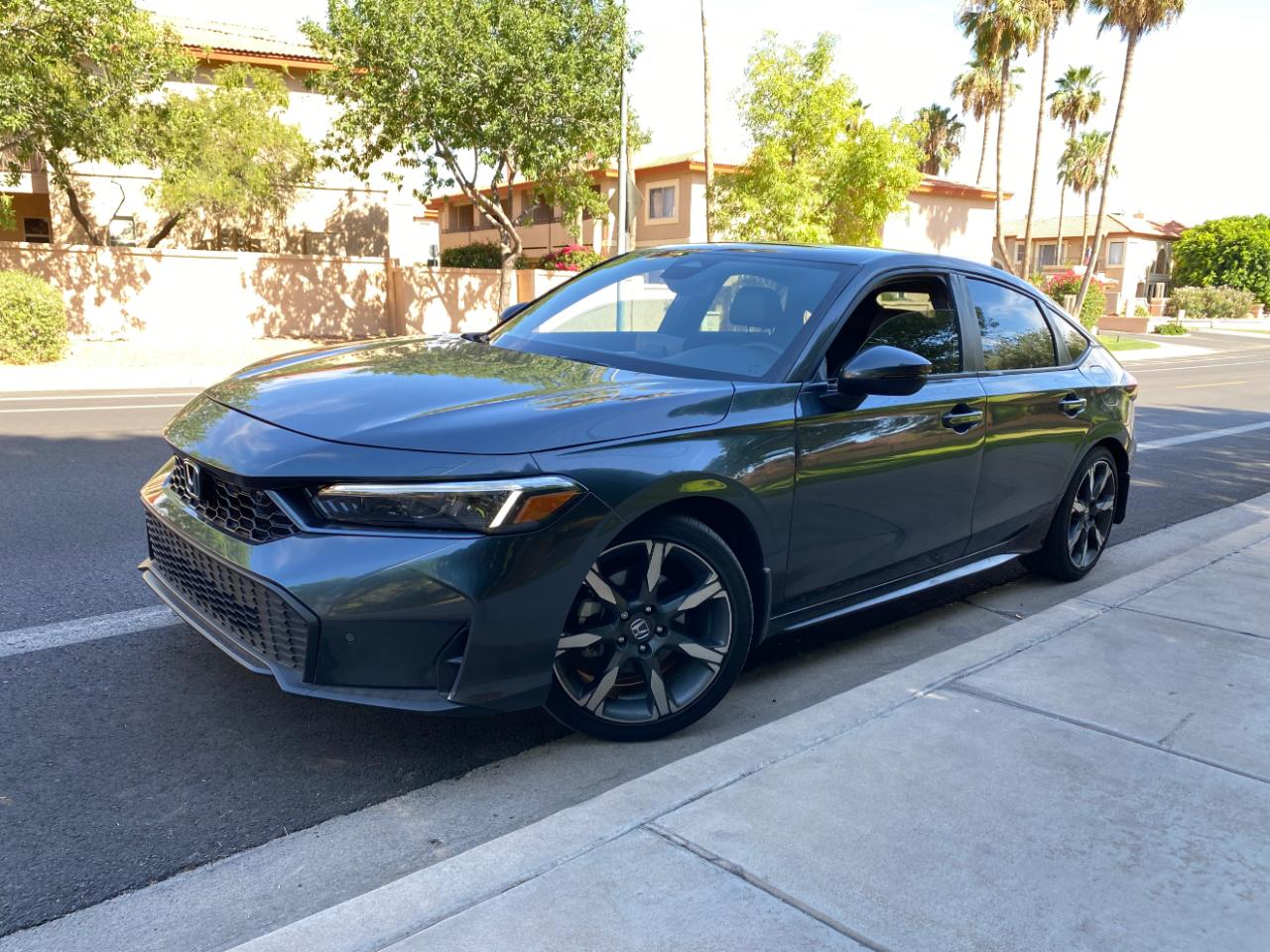 Honda Civic Hatchback Hybrid Sport Touring CVT 2025