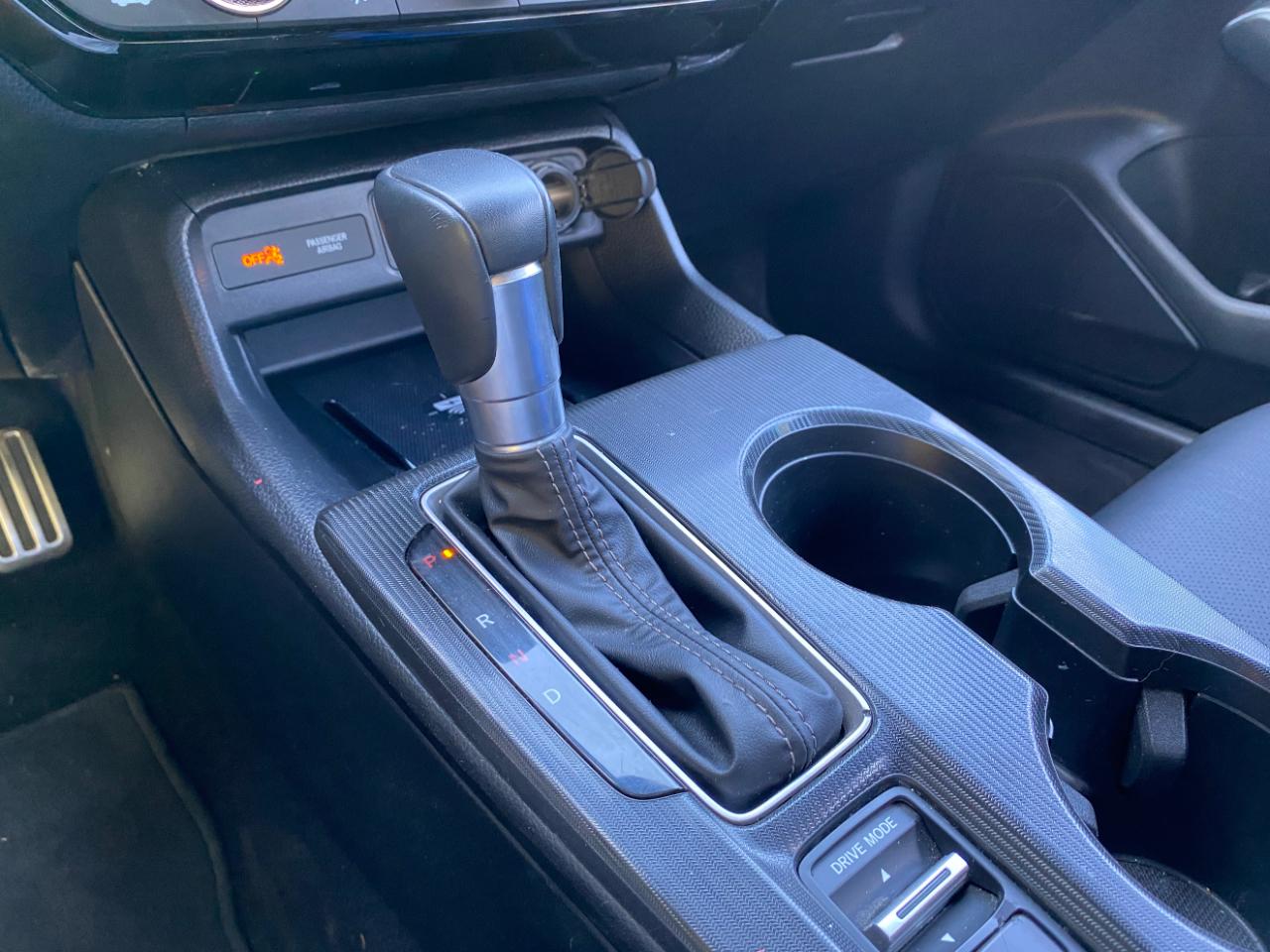 Honda Civic Hatchback Hybrid Sport Touring CVT 2025