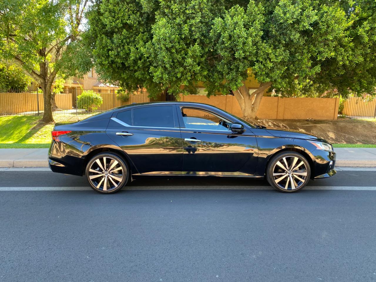 Nissan Altima 2.5 Platinum AWD Sedan 2019