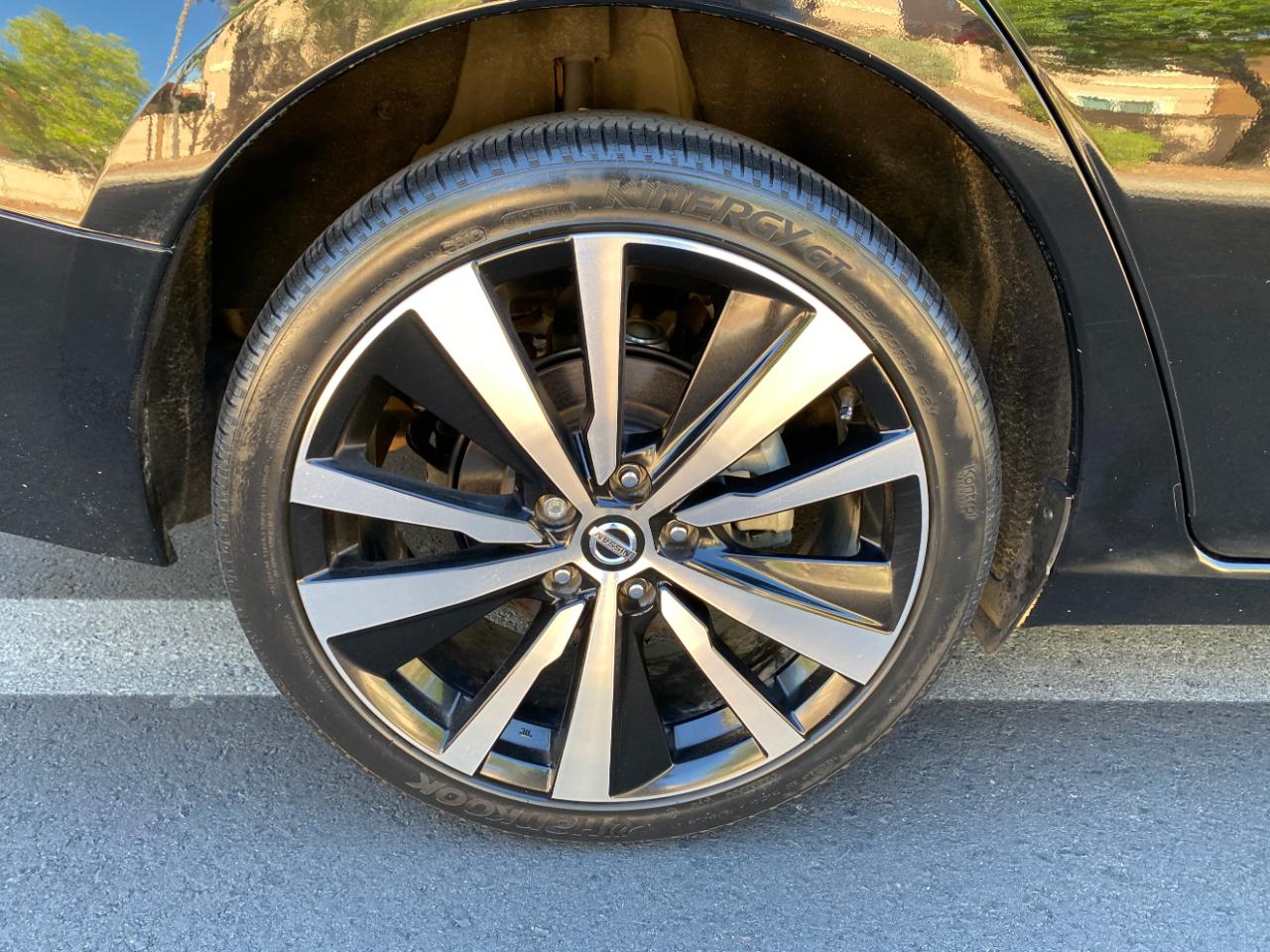 Nissan Altima 2.5 Platinum AWD Sedan 2019