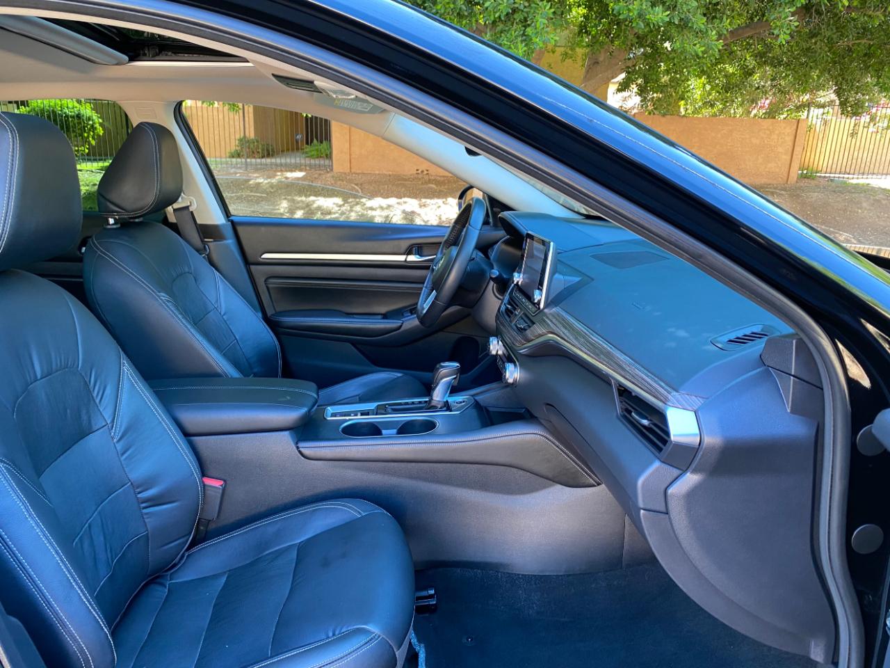 Nissan Altima 2.5 Platinum AWD Sedan 2019