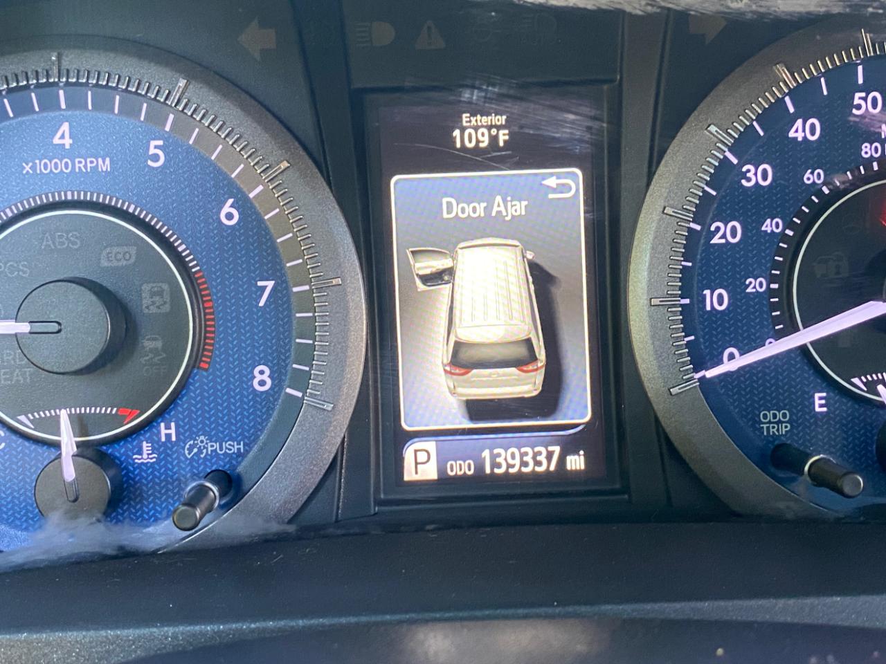 Toyota Sienna 5dr 8-Pass Van XLE Premium FWD (Natl) 2015
