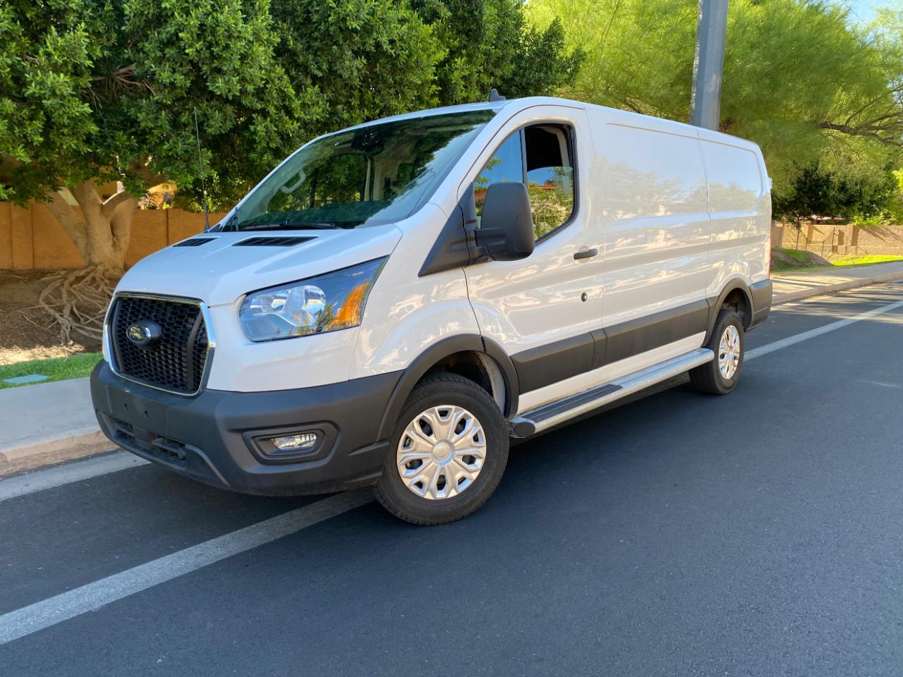 Ford Transit Cargo Van T-250 130" Low Rf 9070 GVWR RWD 2025