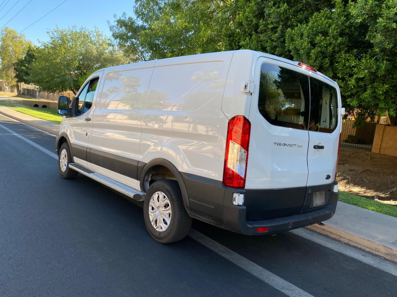 Ford Transit Cargo Van T-250 130" Low Rf 9070 GVWR RWD 2025