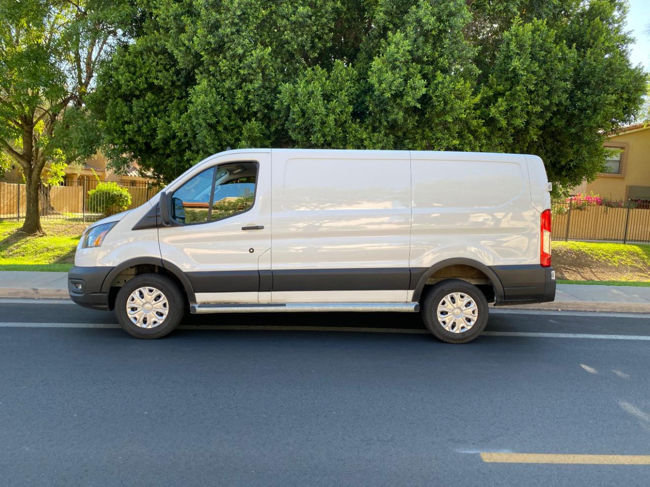 Ford Transit Cargo Van T-250 130" Low Rf 9070 GVWR RWD 2025