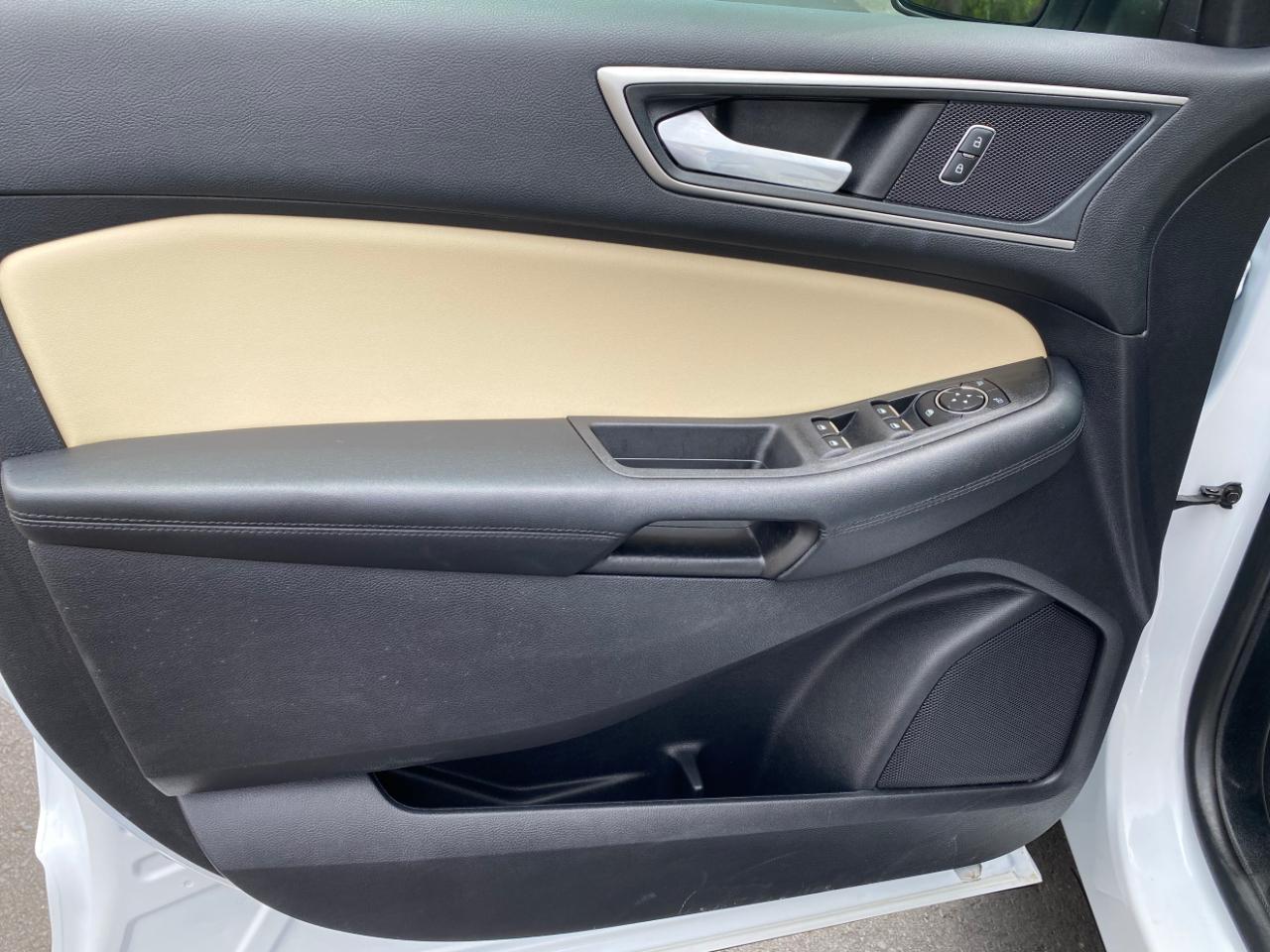 Ford Edge SEL FWD 2021