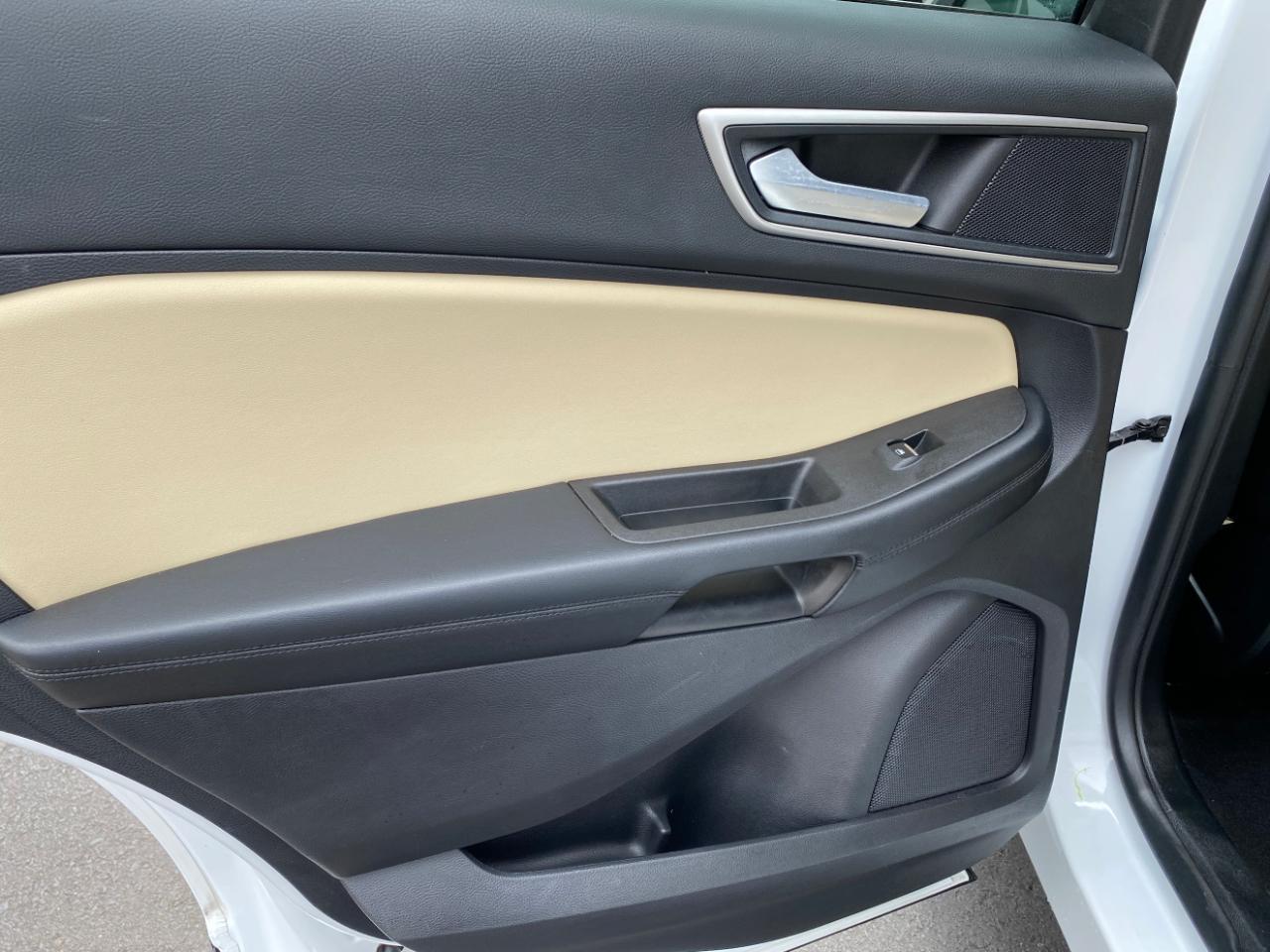 Ford Edge SEL FWD 2021