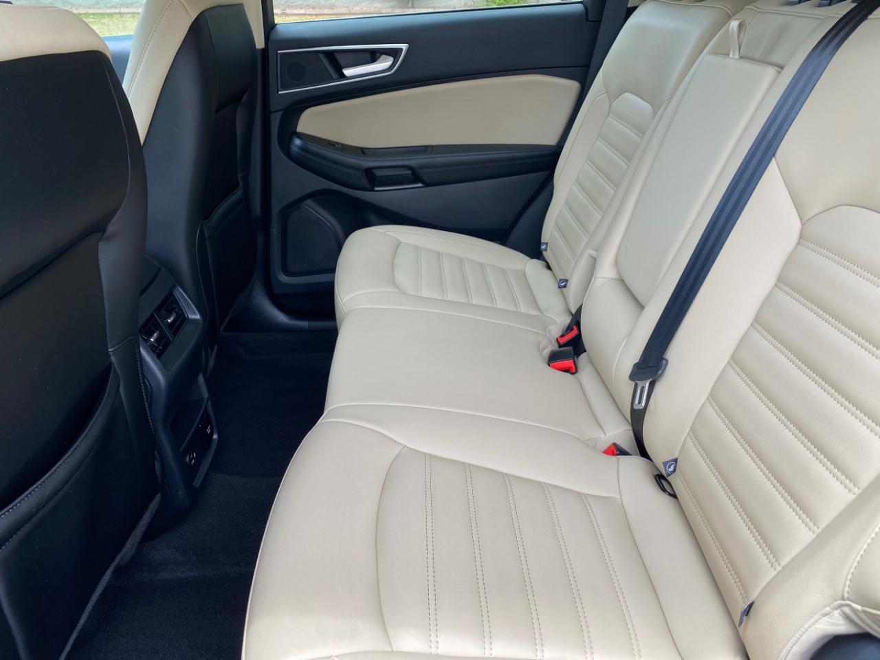 Ford Edge SEL FWD 2021