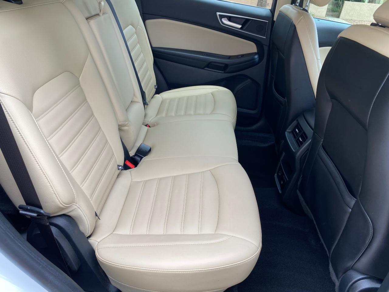 Ford Edge SEL FWD 2021
