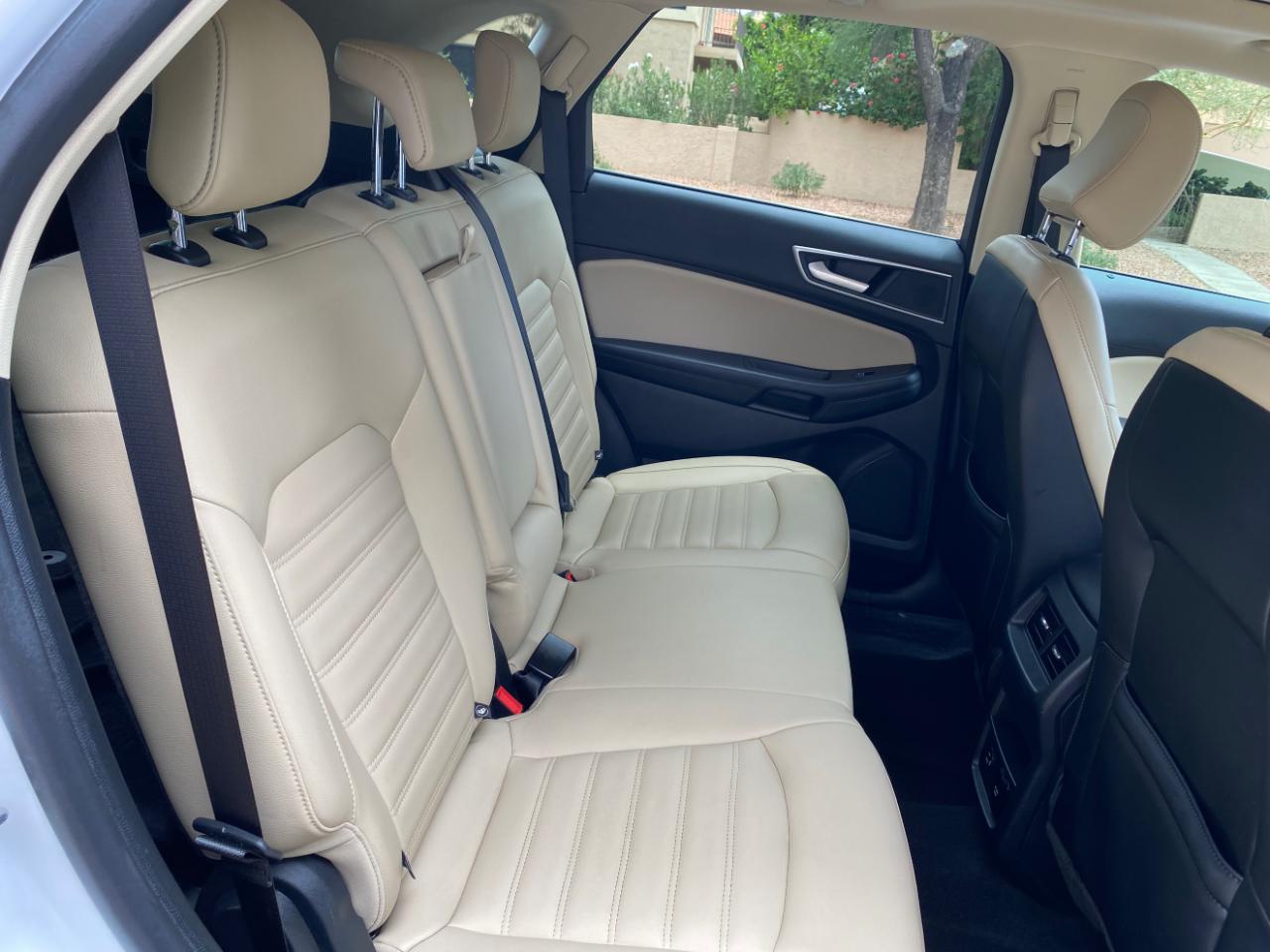 Ford Edge SEL FWD 2021