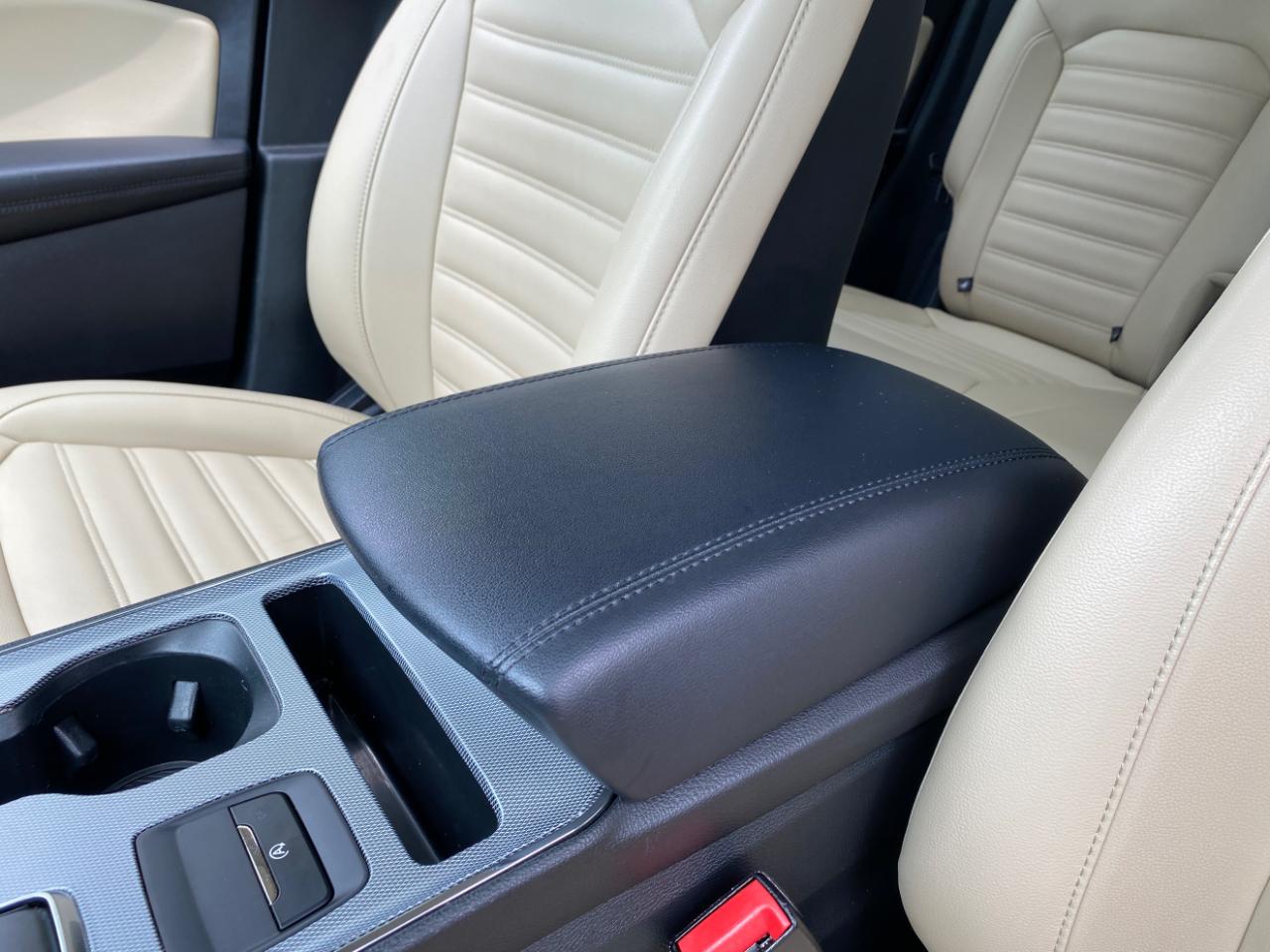 Ford Edge SEL FWD 2021