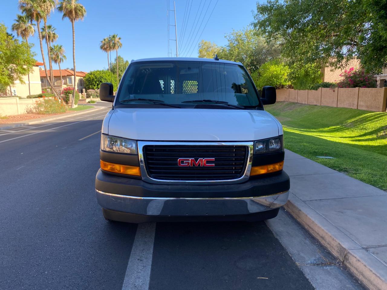 GMC Savana Cargo Van RWD 2500 135" 2025