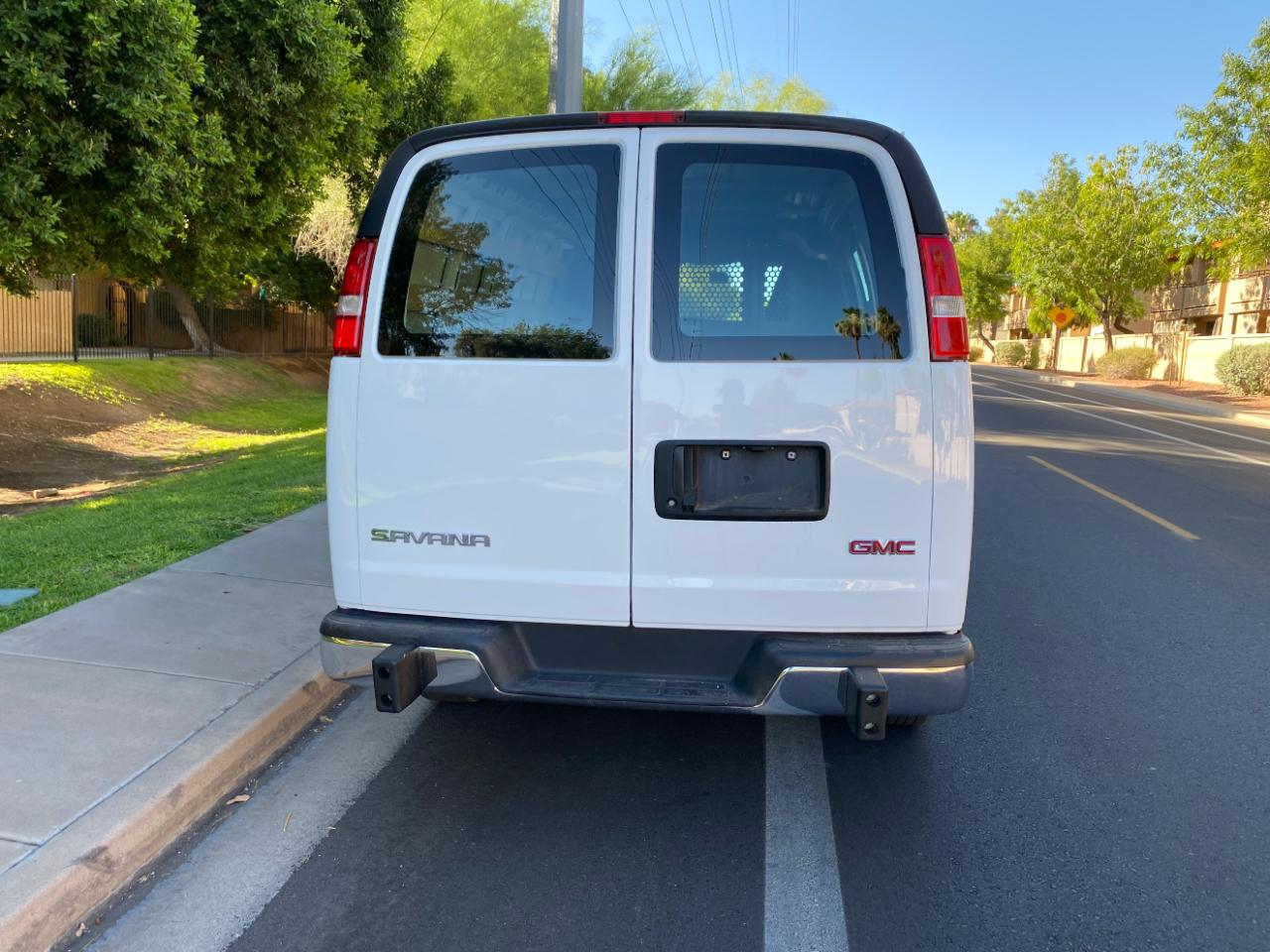 GMC Savana Cargo Van RWD 2500 135" 2025