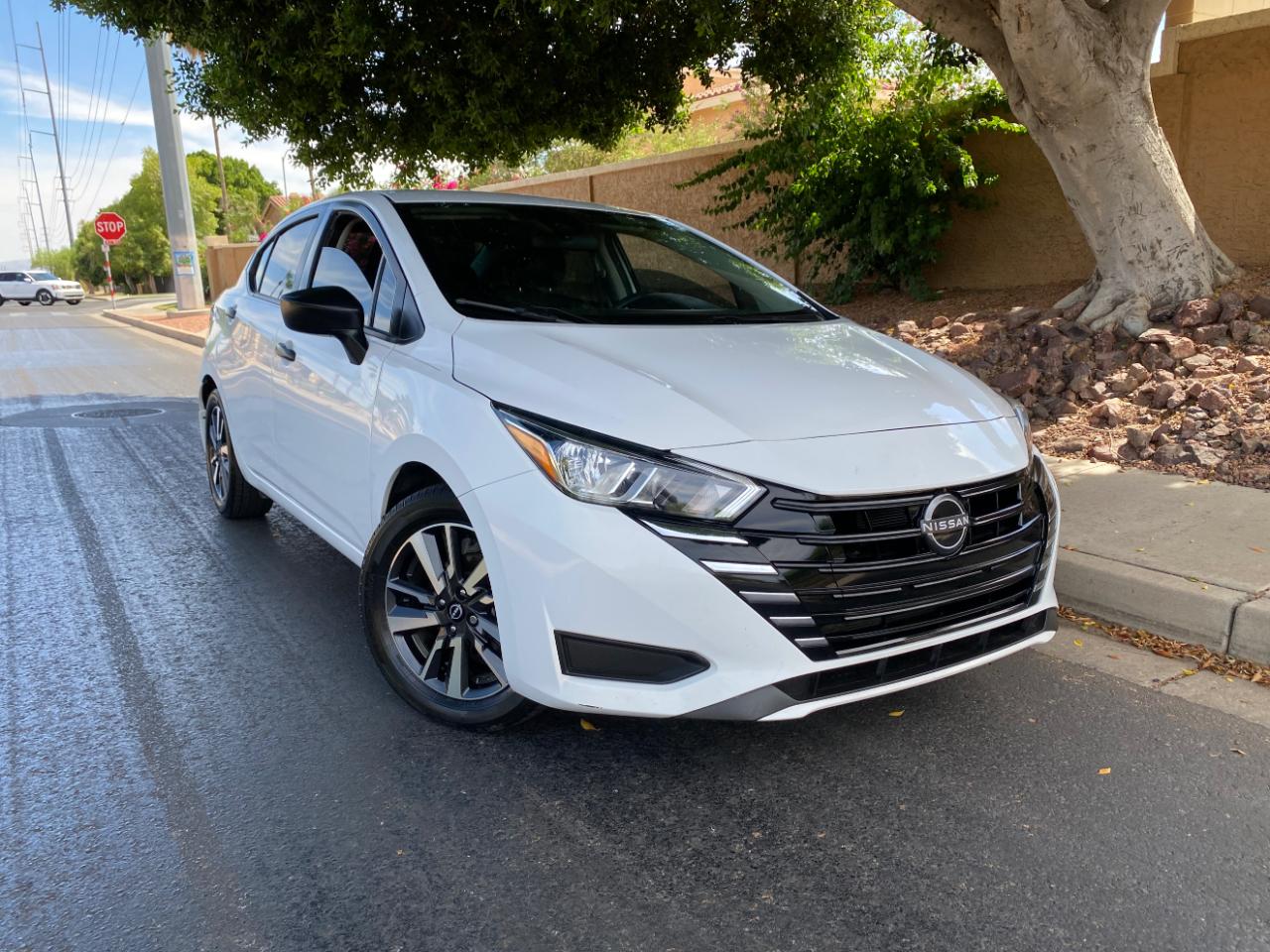Nissan Versa S CVT 2024