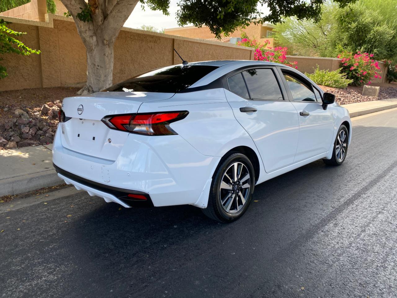 Nissan Versa S CVT 2024