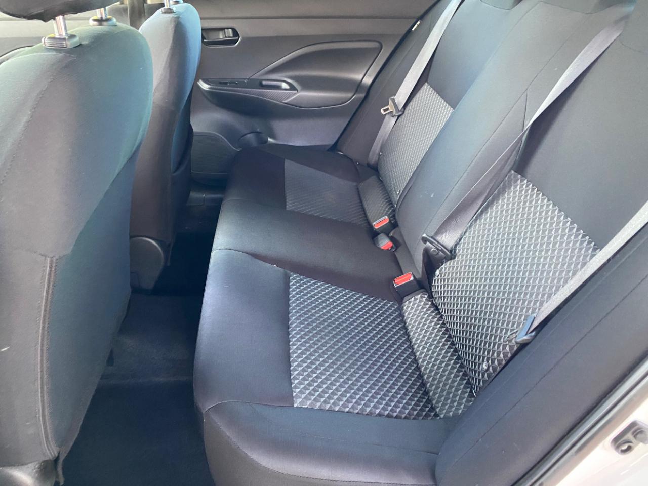 Nissan Versa S CVT 2024