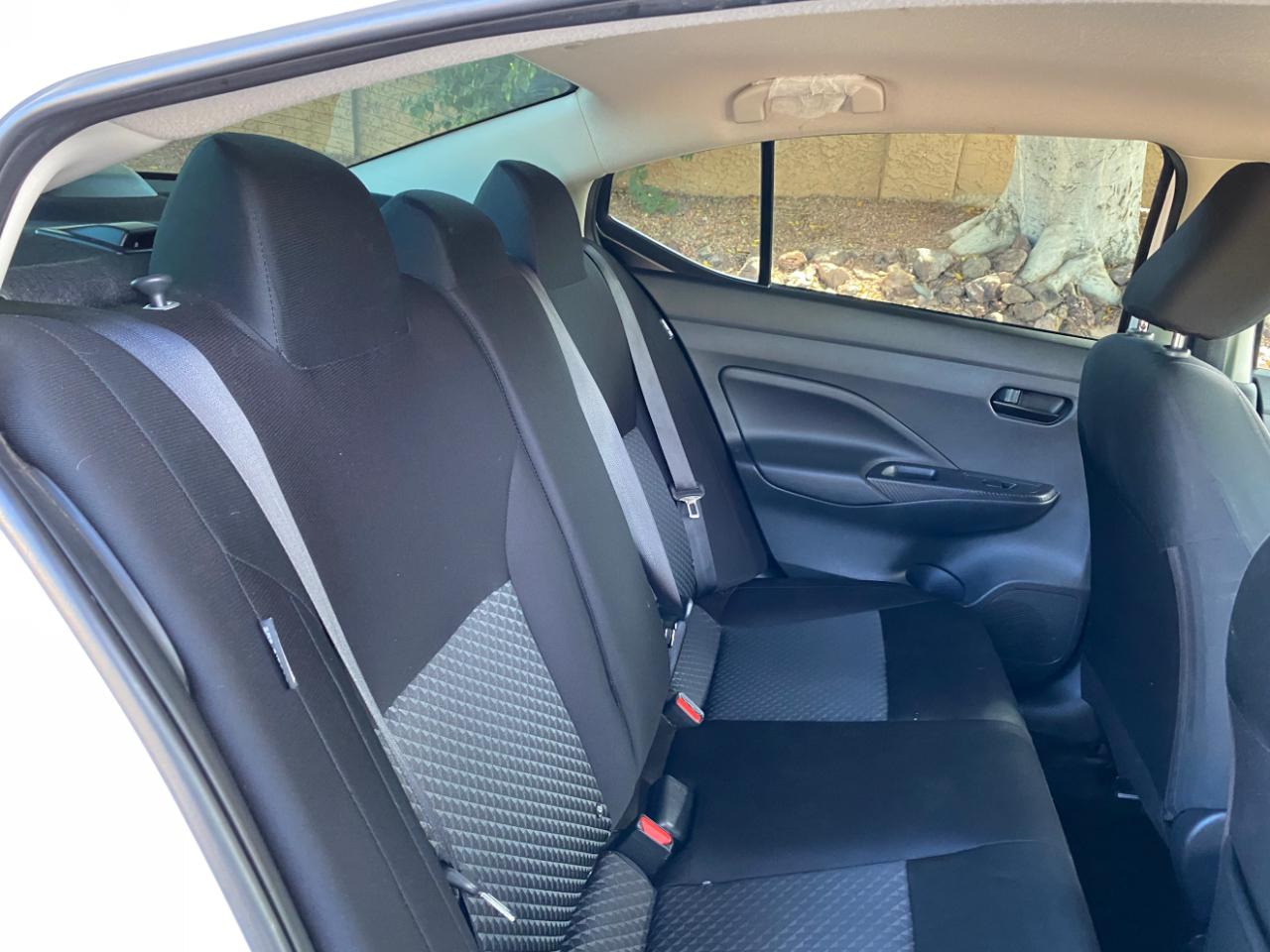 Nissan Versa S CVT 2024