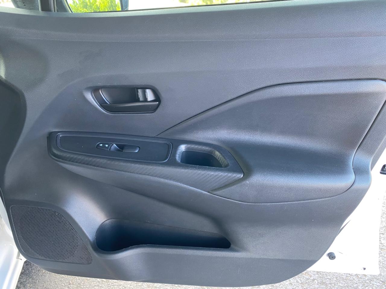 Nissan Versa S CVT 2024