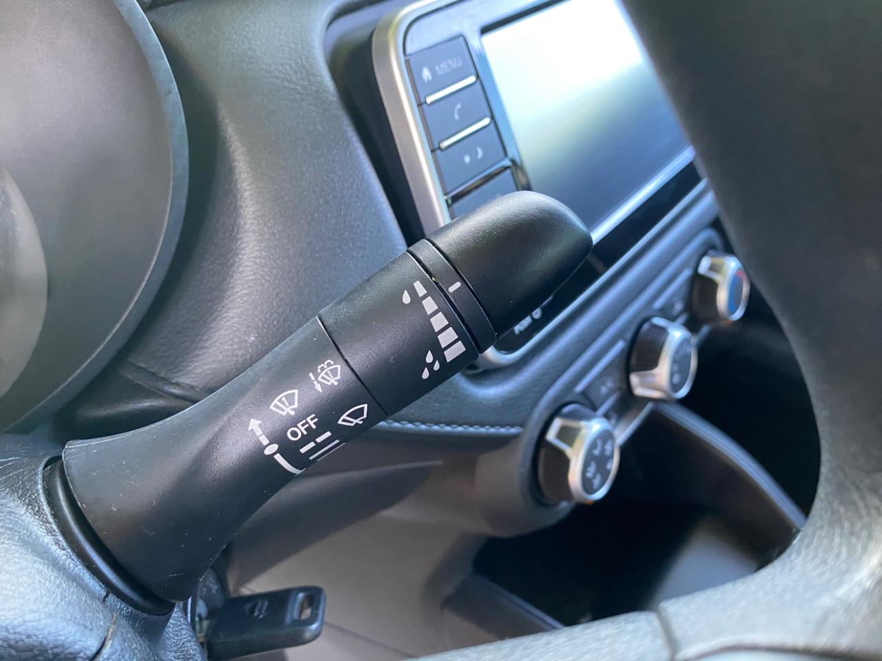 Nissan Versa S CVT 2024