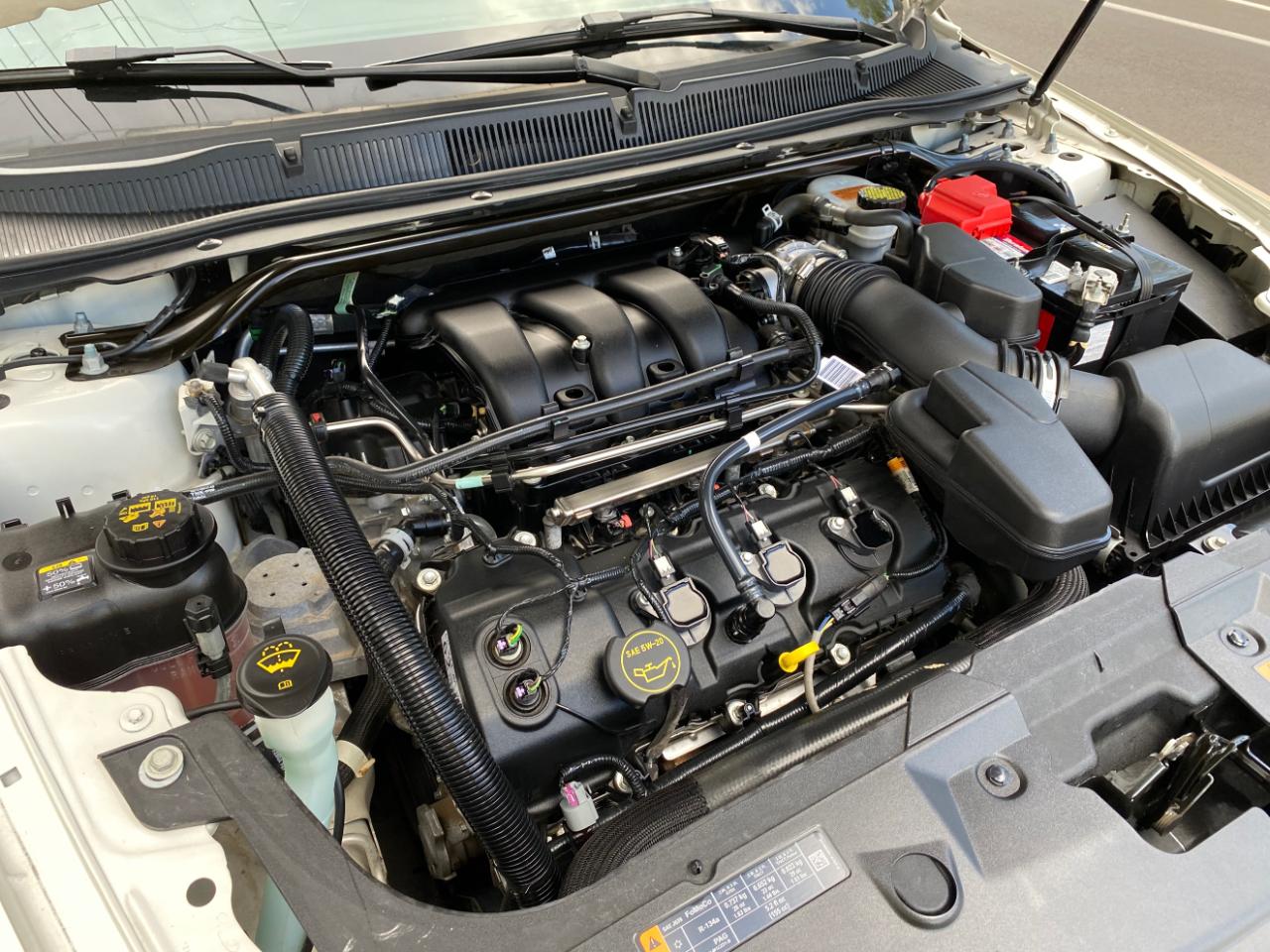 Ford Taurus SE FWD 2018