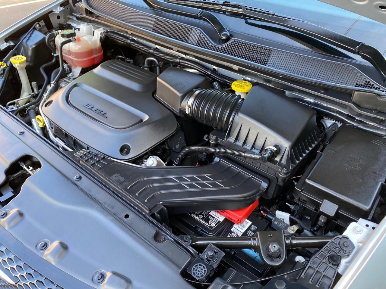 Chrysler Voyager LX FWD 2022