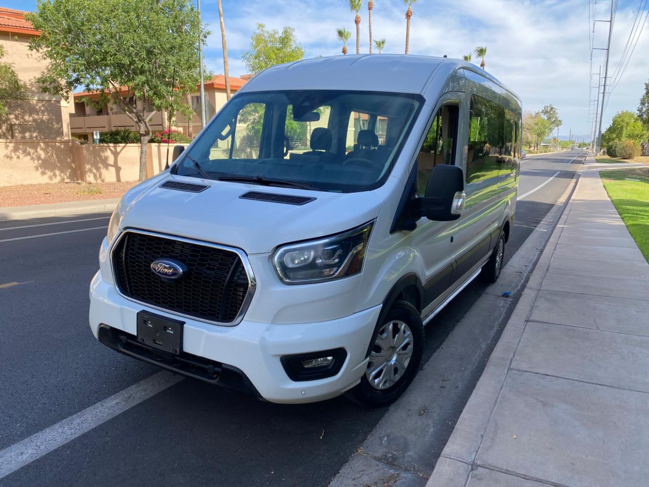Ford Transit Passenger Wagon T-350 148" Med Roof XLT RWD 2023