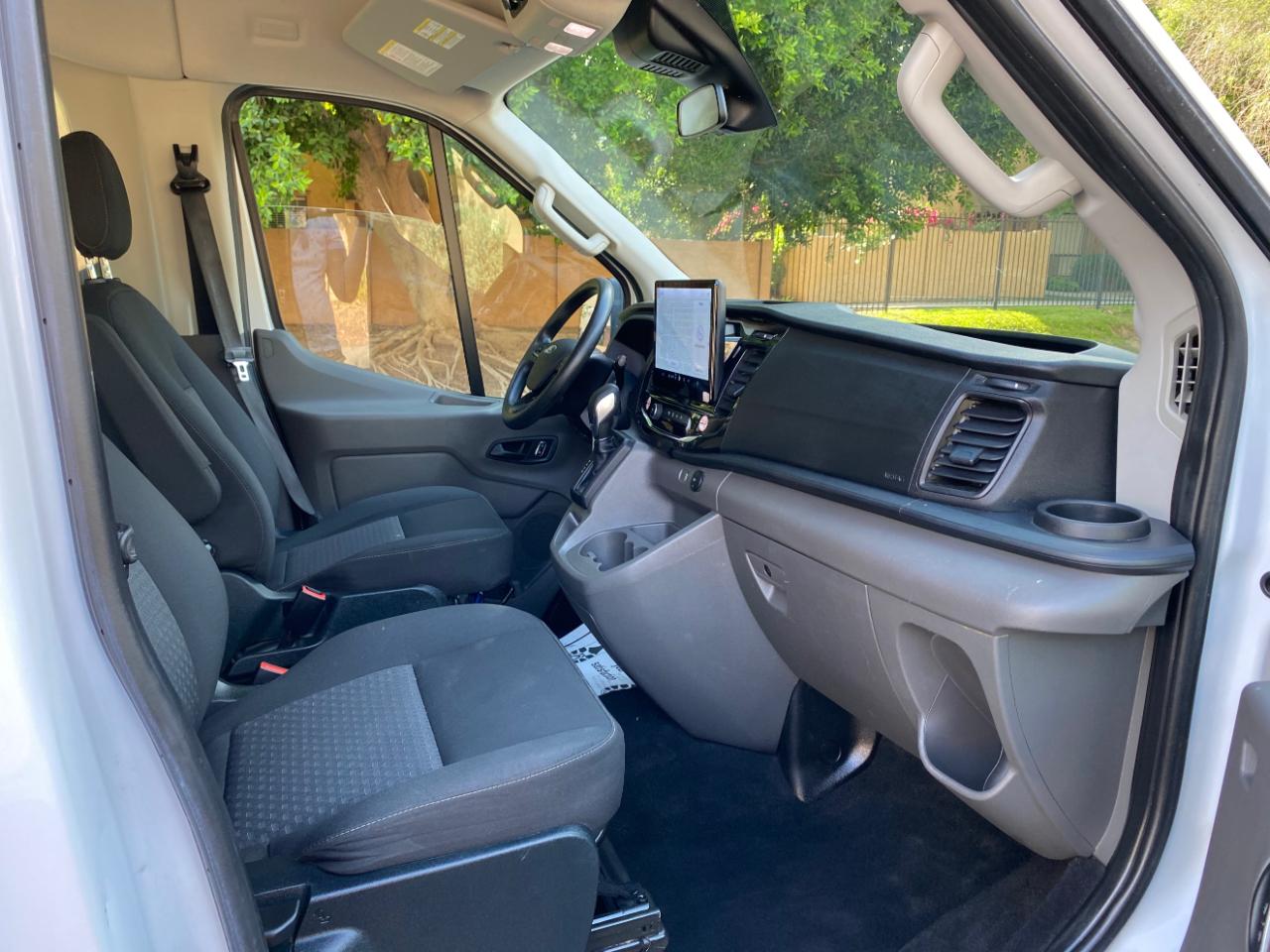 Ford Transit Passenger Wagon T-350 148" Med Roof XLT RWD 2023