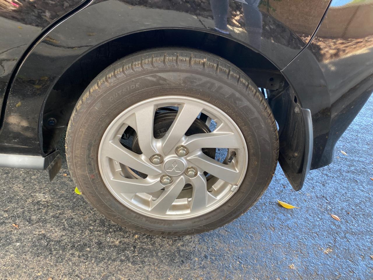 Mitsubishi Mirage LE CVT 2024
