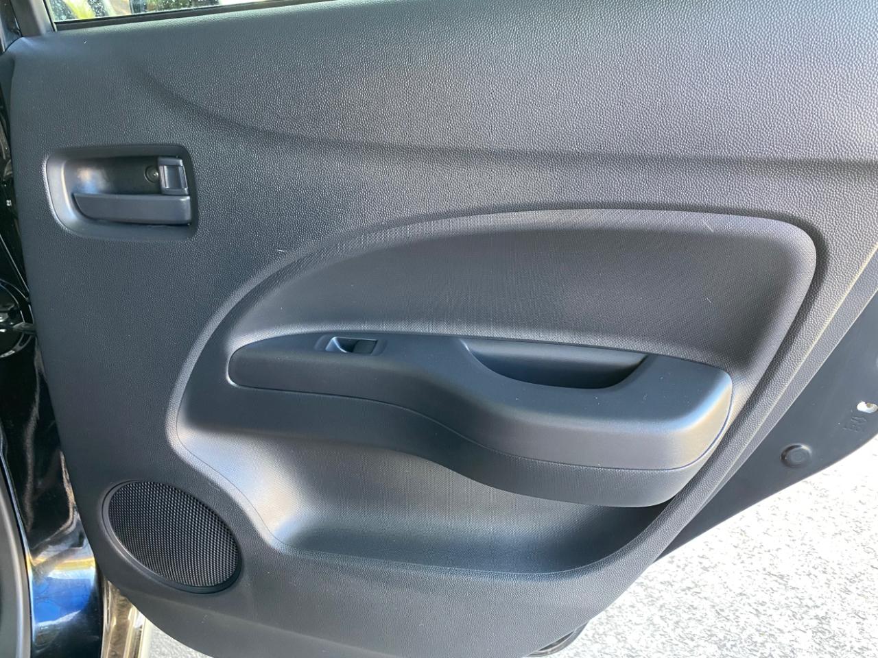 Mitsubishi Mirage LE CVT 2024