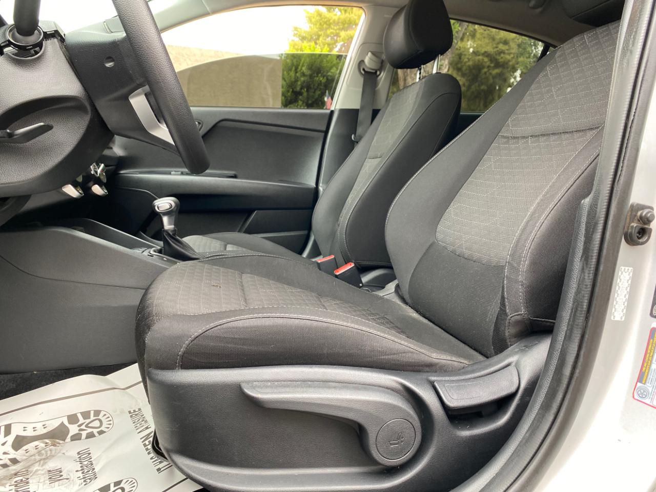 Kia Rio LX 2020