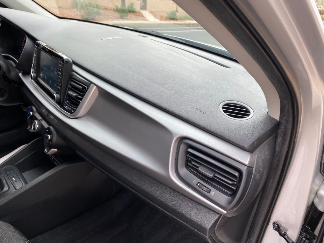 Kia Rio LX 2020