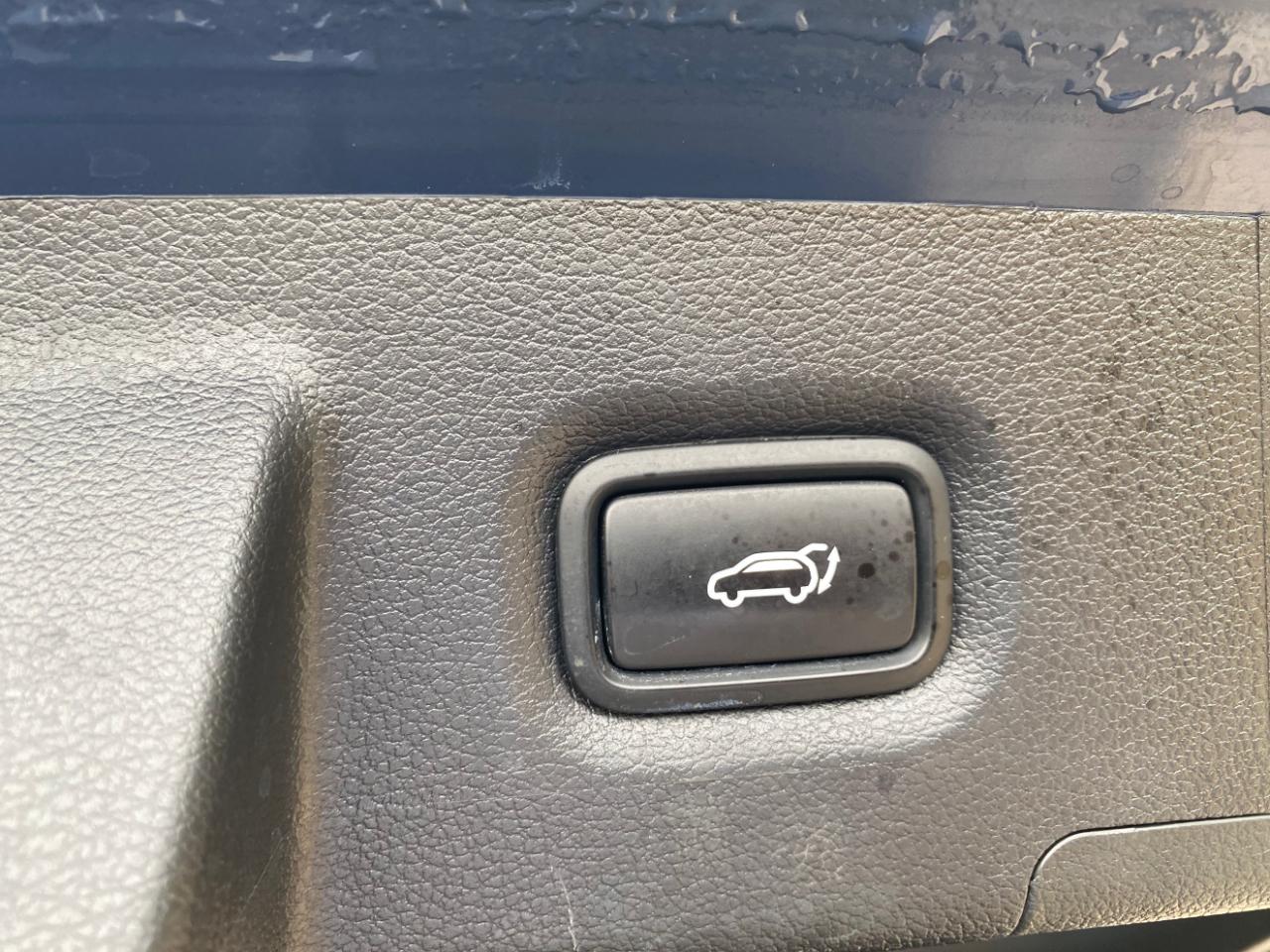 Hyundai Santa Fe Limited FWD 2021