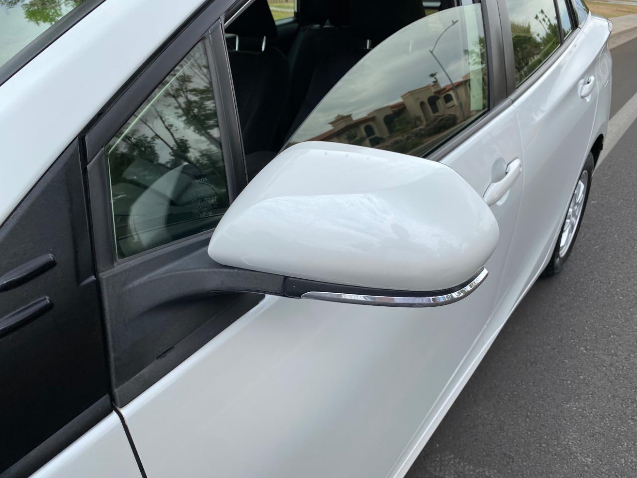 Toyota Prius LE (Natl) 2022