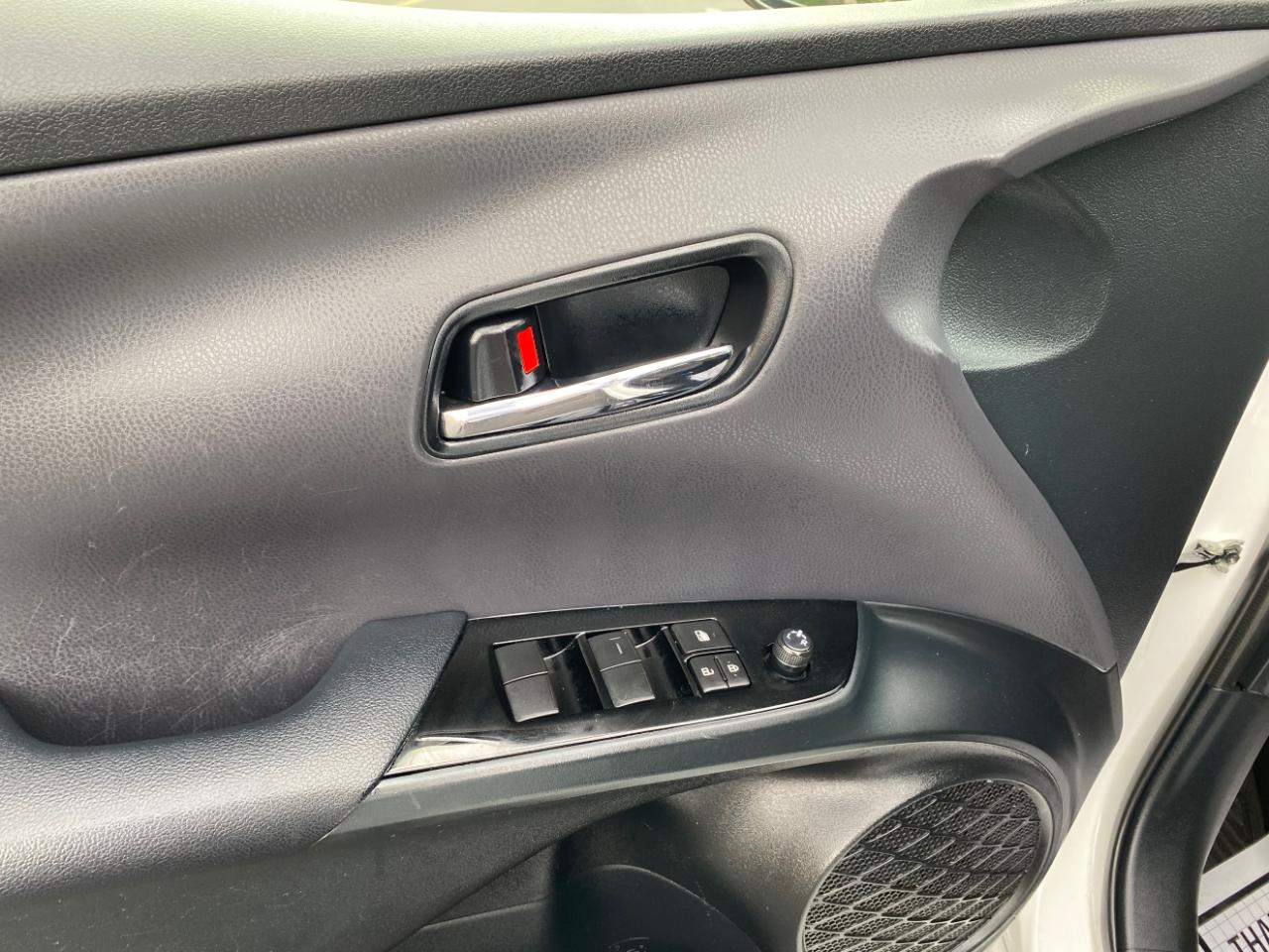 Toyota Prius LE (Natl) 2022