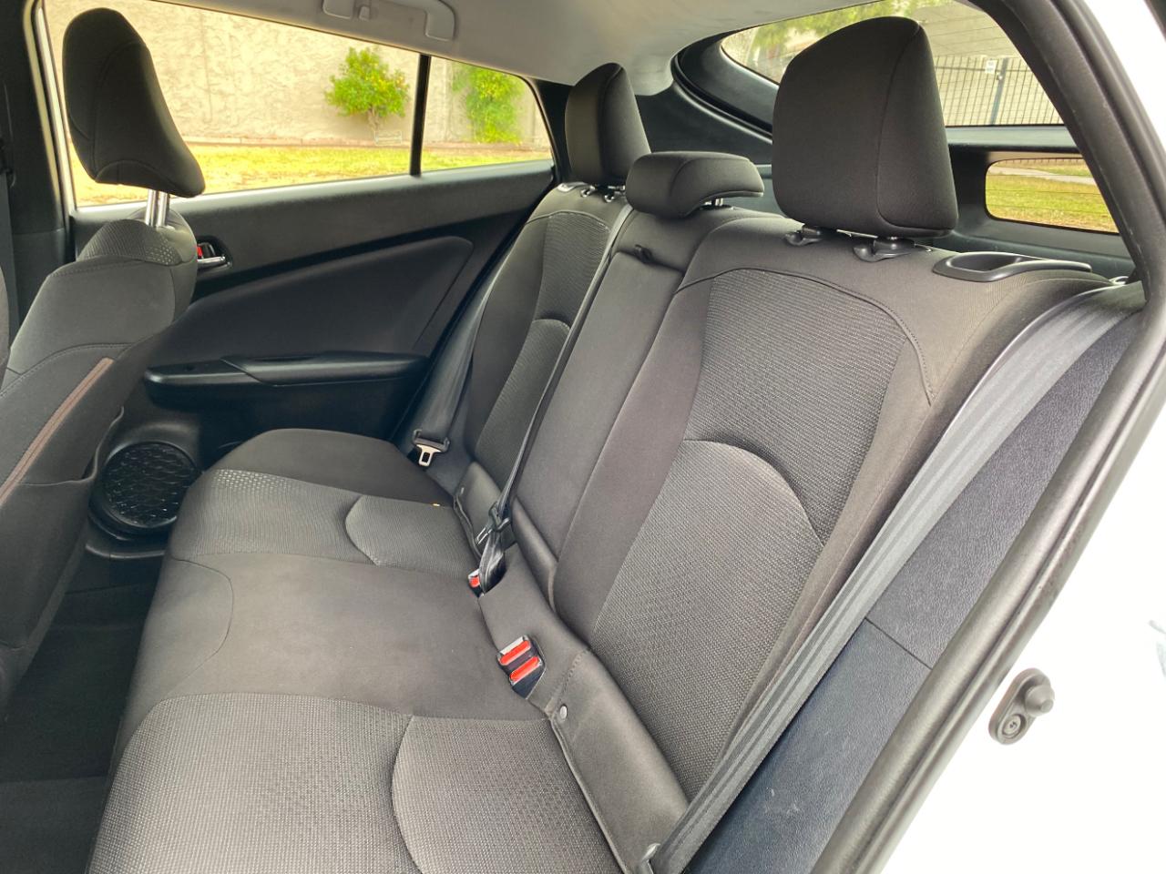 Toyota Prius LE (Natl) 2022